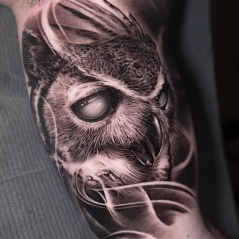 Tattoo Ideas Owl, Black And Grey Realism Tattoo, Black And Grey Realism, Dallas Tattoo, Inner Bicep Tattoo, Animal Tattoo Ideas, Whale Tattoos, Frog Tattoos, Owl Tattoo Design