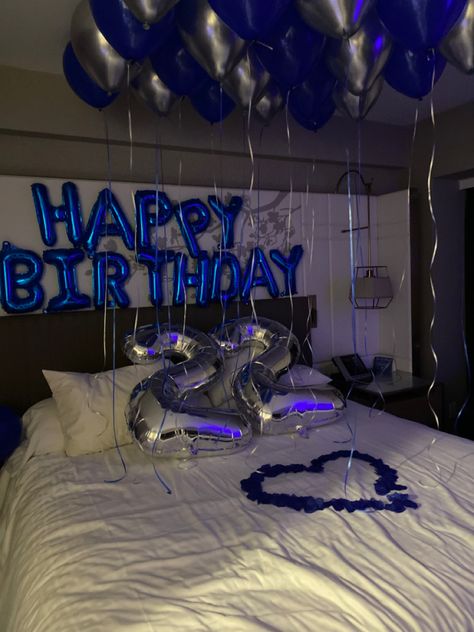 Decoration For Bf Birthday, Suprise Birthday Hotel Room, Birthday Deco In Hotel Room, Birthday Decor Room For Him, Birthday Ballons Bedroom, Decorated Room Ideas For Boyfriend, Hotel Birthday Boyfriend, Blue Decorated Hotel Room For Boyfriend, Bed Birthday Decorations For Him