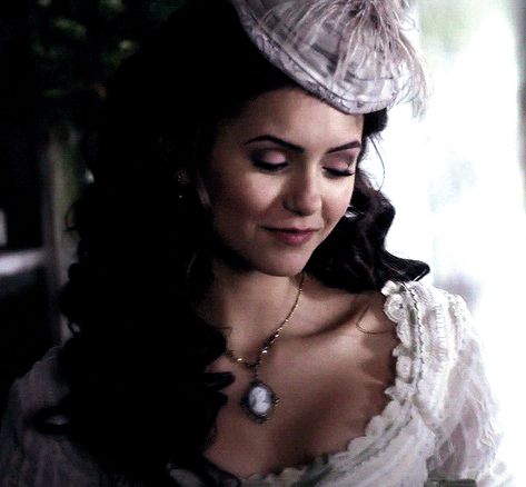 Nitro Pfp, The Originals Rebekah, Rory And Amy, High Low Ball Gown, Pfp Gif, 90s Women, Dancing On The Edge, Sarah Snook, Katerina Petrova