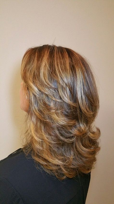 Pixie Blonde, Blonde Layered Hair, Haircuts For Medium Length Hair, Medium Hair Styles For Women, Easy Hair Cuts, Layered Haircuts For Medium Hair, Medium Layered Hair, Haircut Short, Hairstyles For Layered Hair