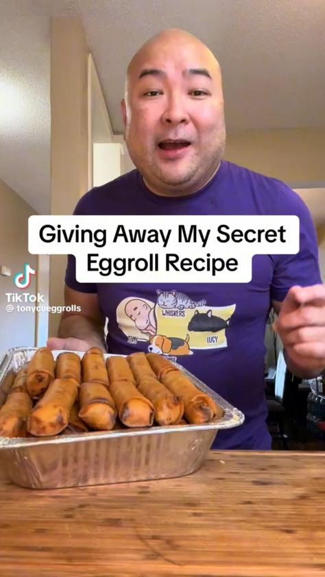 Famous Egg Roll Recipe Make Egg Rolls, Eggroll Recipe, Homemade Chinese Food, Thanksgiving Menu Ideas, Chinese Cooking Recipes, Egg Roll Recipes, Healthy Thanksgiving, Egg Roll, Chinese Cooking