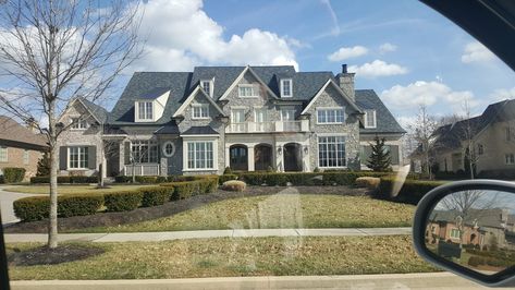 Family Suburban House Exterior, Suburban Mansion Exterior, Mansion Suburban, Fancy Suburban House, Big Suburban House Floor Plans, Middle Class Suburban House, Large Suburban Family House, Suburban Mansion, Home Architecture Styles