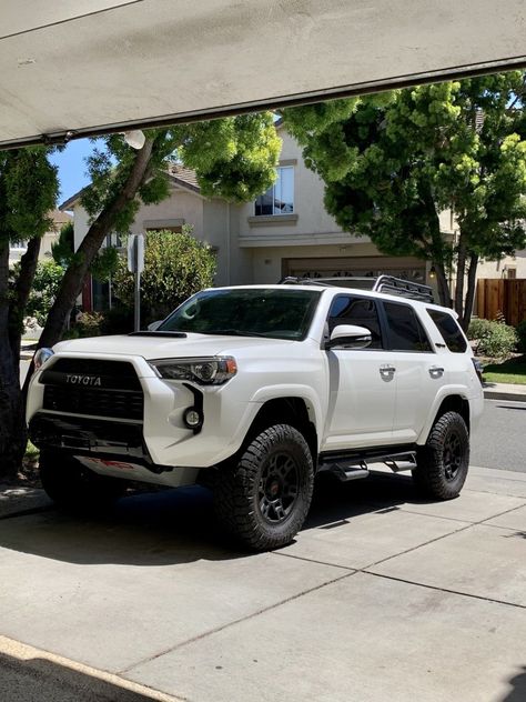 Click this image to show the full-size version. Toyota Four Runner, Toyota Sequioa, Four Runner, 4runner Mods, Toyota 4runner Trd, Toyota Suv, Mom Car, Cars Usa, Dream Cars Jeep