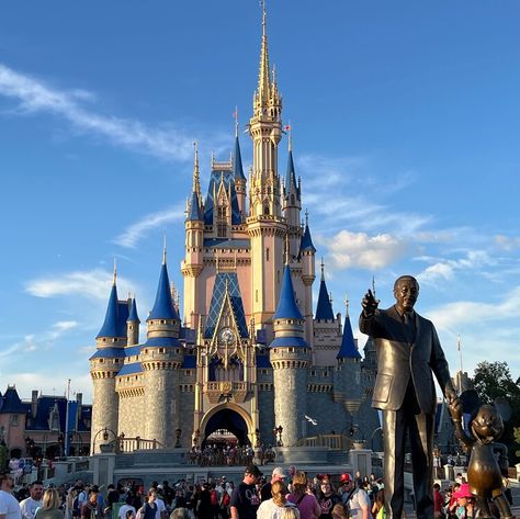 Disney is changing its DAS program: What guests with disabilities should know — USA TODAY Disney Parks, Disney Films, Travel Disney, Dream Places, Disney Park, Usa Today, Disney Movies, Dream Life, That Way