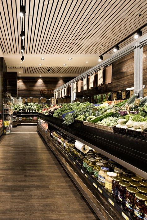 natural_fresh_grocer_bottom Supermarket Design Interior, Grocery Store Design, Food Retail, Timber Ceiling, Ceiling Panel, Supermarket Design, Timber Walls, Wooden Architecture, Fruit Shop