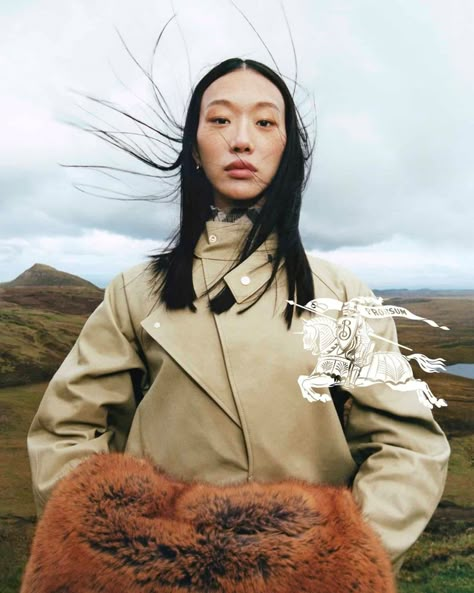 Tyrone Lebon, Sora Choi, Burberry Models, Fashion Campaign, Campaign Fashion, British Outfits, Fashion Street Style, Burberry Women, Ford Models