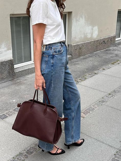 5 Bags From The Row That Are So Good They're Almost Never in Stock Winter Outfit Ideas Aesthetic, The Row Bag, Outfit Ideas Aesthetic, Winter Fashion Trends, Fall Outfit Inspiration, Looks Street Style, Trends 2024, Winter Outfit Ideas, 가을 패션