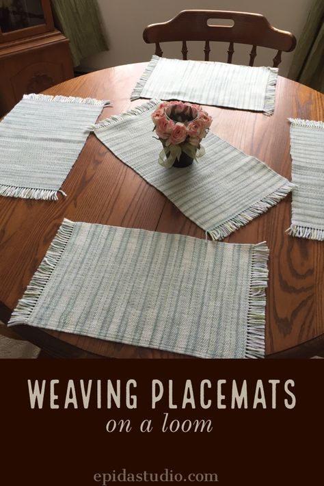 Weaving Placemats, Floor Loom Weaving, Mat Weaving, Beautiful Placemats, Rigid Heddle Weaving Patterns, White Placemats, Floor Loom, Saori Weaving, Weaving Loom Diy