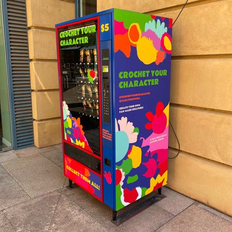 Cool Vending Machine Ideas, Vending Machine Art, Art Vending Machine, Vending Machine Design, Kids Market, Machine Art, Graphic Design Styles, Sticker Machine, Green Street