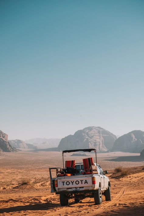 Wadi Rum Jordan, Jordan Travel, Petra Jordan, Cityscape Photography, Wadi Rum, Dead Sea, Travel Tours, Travel Itinerary, Travel Experience