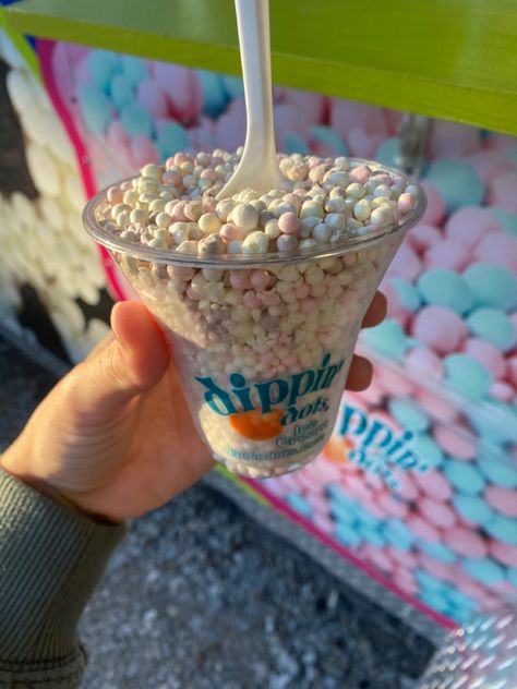 Dippin Dots, Junk Food Snacks, Food Babe, Food Therapy, Yummy Comfort Food, Sweet Snacks Recipes, Food Drinks Dessert, Food Recepie, Food Obsession