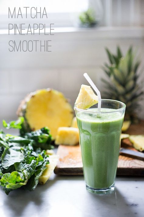 Matcha Pineapple Smoothie with Kale- An instant mood lifter and energizing drink full of healthy antioxidants! | www.feastingathome.com Pineapple Smoothie Recipes, Matcha Green Tea Recipes, Feasting At Home, Green Tea Smoothie, Matcha Recipes, Green Tea Recipes, Matcha Smoothie, Matcha Recipe, Pineapple Smoothie