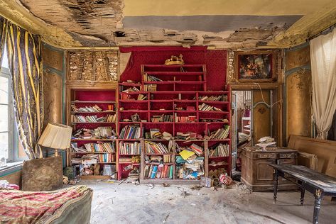 DSC_4214-HDR | Vincent Michel | Flickr Gina Soden, Stairs Shelves, Derelict Buildings, Abandoned Asylums, Rise Art, English Artists, Beautiful Castles, Contemporary Photography, Italian Artist