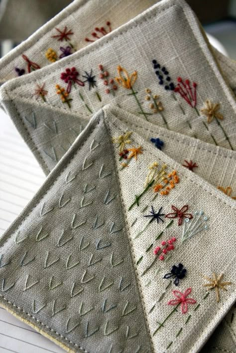 quilty embroidery Embroidered Coasters, Embroidered Napkins, Pola Kristik, 자수 디자인, Embroidery Inspiration, Ribbon Embroidery, Hand Embroidery Designs, Embroidery And Stitching, Crazy Quilts