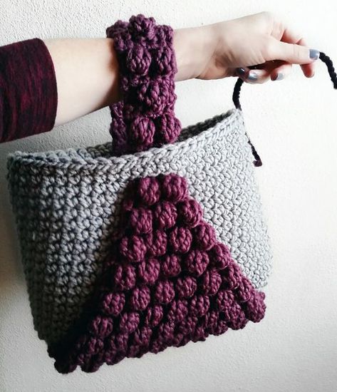 Crocheted Purse, Tote Crochet, Crochet Tote Pattern, Crochet Shell Stitch, Mode Crochet, Crochet Handbags Patterns, Crochet Purse Patterns, Crochet Tote Bag, Crochet Bags Purses