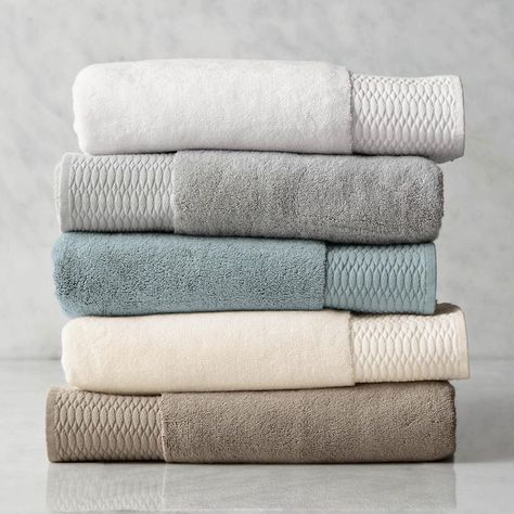 Everything You Need to Know About Buying Bath Towels Best Bath Towels, Blue Bathroom Decor, Egyptian Cotton Towels, Decorating Bathroom, Baby Bath Towel, Bathroom Color, Towel Colors, Blue Bathroom, Glass Shower Doors