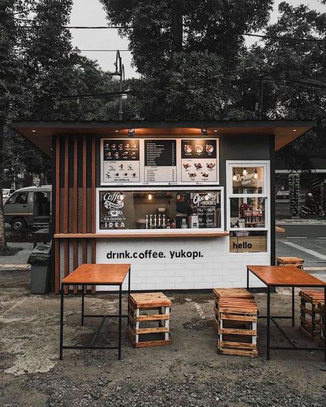 Truck Cafe Design, Food Truck Bar Design, Mobile Cafe Design, Small Food Truck Design Interior, Food Truck With Tables And Chairs, Shed Coffee Shop Ideas, Small Food Shop Design, Coffee Shop Food Truck, Coffee Food Truck Ideas