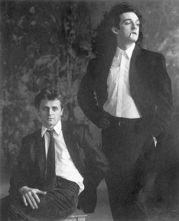 Mikhail Baryshnikov & Mark Morris, 1990 ~ Photo by Annie Leibovitz Love Mark!!...{We danced back in the 80's/90's!...ions ago!!} <3 Annie Lebowitz Photography, Annie Lebowitz, Anne Leibovitz, Annie Leibovitz Photos, Billy Kidd, Annie Leibovitz Photography, Classic Dance, Bert Stern, Mikhail Baryshnikov