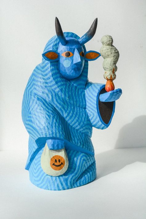 Art Toys Design, Vinyl Art Toys, Wood Carving Art, Vinyl Toys, Vinyl Art, Pablo Picasso, Art Plastique, 귀여운 동물, Art Toy