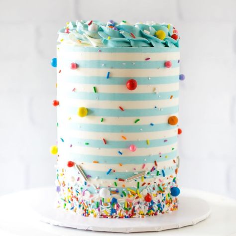 Pastel Rainbow Cake, Sprinkles Birthday Cake, Striped Cake, Rainbow Birthday Cake, 1st Birthday Cakes, Baby Boy Cakes, Bridal Shower Cakes, Sprinkle Cake, Funfetti Cake