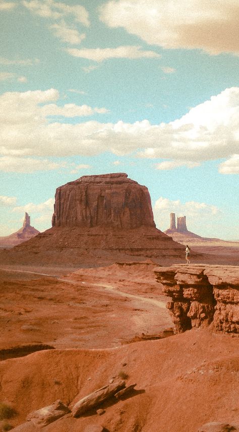 Monument Valley Wallpaper, Monument Valley Painting, Monument Valley Aesthetic, Monument Valley Photography, Southwest Scenery, Colorado Desert, West Aesthetic, Western America, Desert Valley