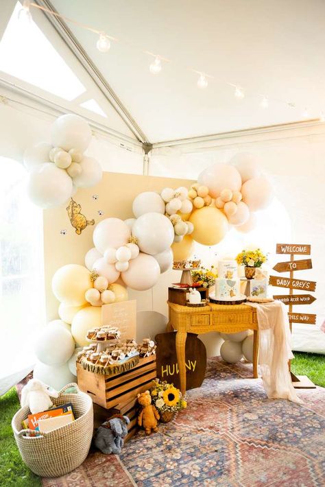 Pooh Bebe, Winnie The Pooh Themes, Baby Shower Theme Decorations, Disney Baby Shower, Baby Shower Vintage, Winnie The Pooh Birthday, Baby Shower Party Ideas, Baby Shower Desserts, Shower Party Ideas