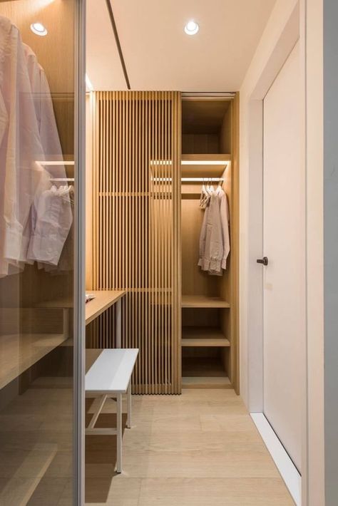 33 DESIGNS FOR INTERIOR SLIDING DOORS - clever, stylish, and right on trend — Gatheraus Japanese Walk In Closet, Muji Wardrobe, Japandi Walk In Closet, Muji Apartment, Japandi Closet, Japandi Wardrobe, Eco Bedroom, Muji Bedroom, Modern Sliding Door