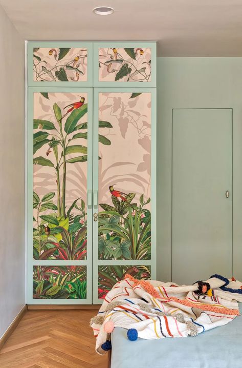 Modern Wooden Cupboard Design, Tropical Print Wallpaper, Wooden Cupboard Design, Bedroom 2022, Wardrobe Interior, Wooden Cupboard, Bedroom Cupboard, Wardrobe Door Designs, Bedroom Cupboard Designs