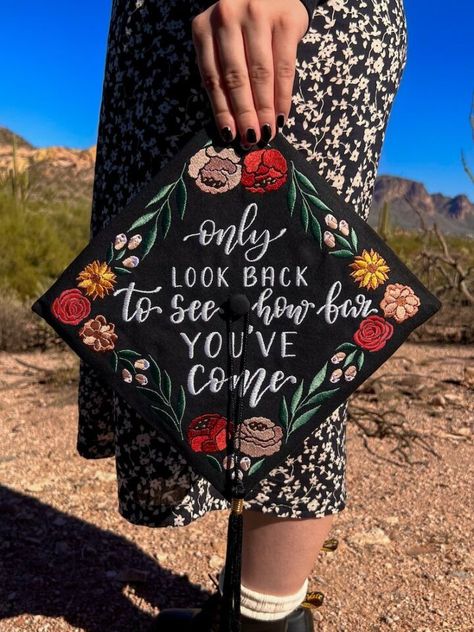 Graduation Cap Designs Aesthetic, College Cap Decorations, Cap Ideas Graduation, Social Work Graduation Cap, Nurse Graduation Cap Designs, High School Graduation Cap Designs, Diy Grad Cap, Graduation Cap Ideas, Nurse Graduation Cap