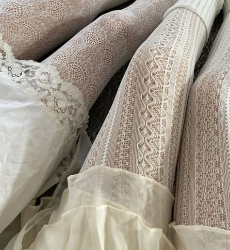 Vintage Americana, Light Academia, Moda Vintage, Dream Wardrobe, Girly Things, White Lace, Tights, Stockings, Bundles