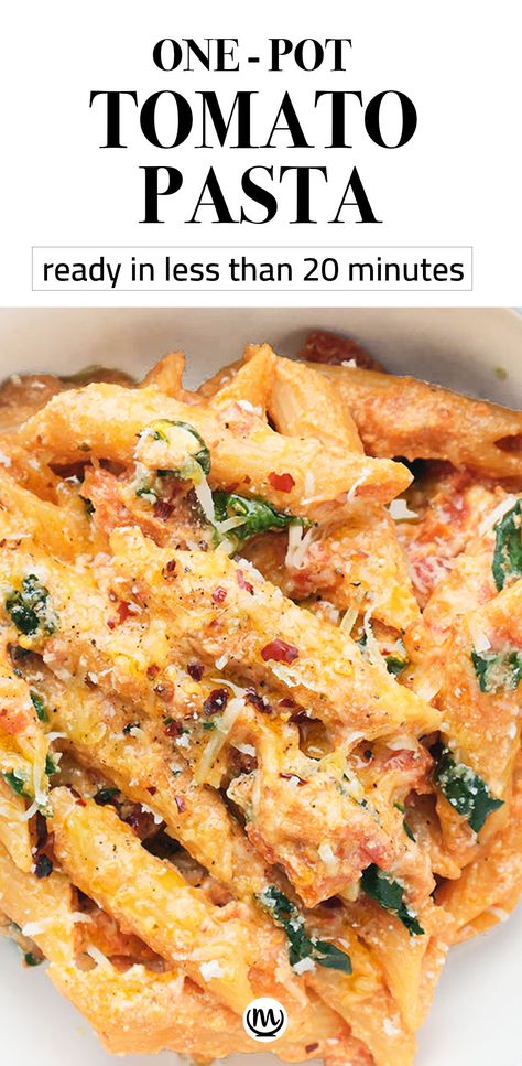 This easy one-pot tomato basil pasta recipe with ricotta requires only one pot, minimal effort, and it’s ready in less than 20 minutes. #pastarecipes #onepotmeals #quickandeasydinnerrecipes #onepotpasta #easydinnerrecipes Healthy Pasta Recipes Vegetarian, Recipe With Basil, Pasta With Ricotta, Tomato Pasta Recipe, Tomato Basil Pasta, Quick Pasta, Vegetarian Pasta Recipes, Ricotta Recipes, Basil Recipes