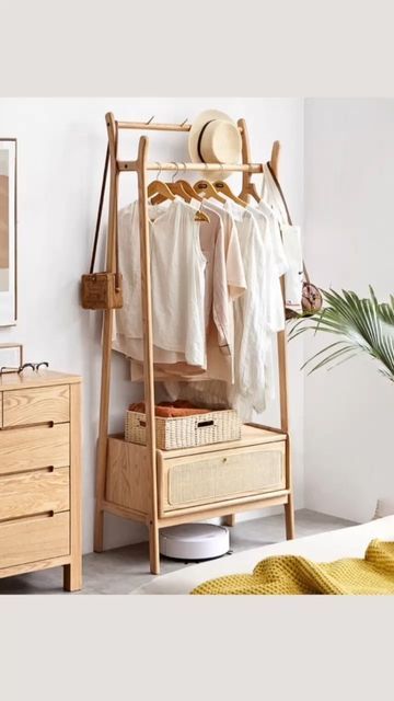 Solid Wood Furniture Design, Coat And Hat Rack, Clothes Hanger Rack, Storage Clothes, Hall Trees, Laundry Space, Wood Clothes, Hanger Rack, Hall Tree