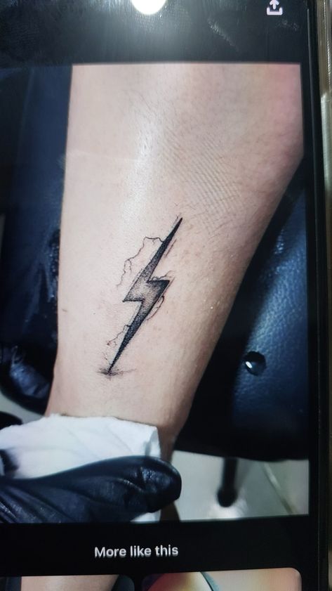 Small Lightning Bolt Tattoo Finger, Track Tattoo, The Flash Tattoo, Rip Tattoos For Mom, Lightning Bolt Tattoo, Lightning Tattoo, Bolt Tattoo, Nurse Tattoo, Scott Campbell