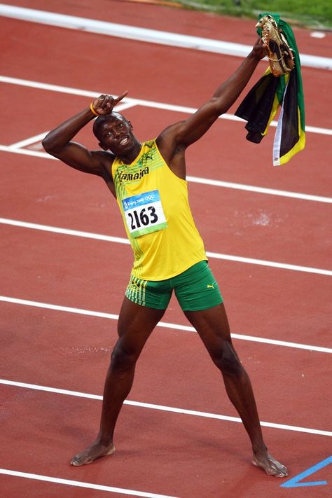 A Usan Bolt Le gusta correr Beijing, 100m, Usain Bolt, Gold Medal, The Gold, Jamaica, A Good Man, A Man, Sports Jersey