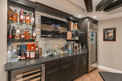 Wine Fridge Ideas, Home Bar With Tv, Bar With Tv, Luxury Basement, Basements Ideas, Fridge Ideas, Basement Bar Plans, Small Basement Remodel, Basement Home Theater