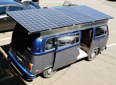 family creates solar electric volkswagen camper van Electric Volkswagen, Hybrid Vehicles, Diy Electric Car, Car Conversion, Electric Car Conversion, Volkswagen Camper Van, Kombi Home, Vw Bus Camper, Solar Car