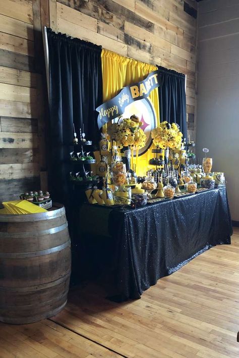 Steelers Birthday Party, Steelers Birthday, Steelers Decor, Football Centerpieces, Team Theme, Go Steelers, Football Birthday Party, Pittsburg Steelers, Steelers Fan