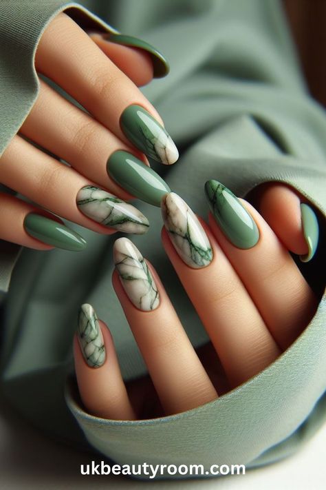 Painting your nails with a St Patrick’s Day theme is a creative way to show your love for the Irish culture and celebrate the holiday! You can use different techniques, tools, and nail stickers to create patterns, motifs, and effects that reflect the St Patrick’s Day traditions and spirit. This post lists 17 different ideas for St Patrick’s Day nails. 🍀 Cool Nails, Pastel Nail Art, Latest Nail Designs, St Patricks Day Nails, Ootd Instagram, Green Nail Designs, Irish Culture, Her Nails, Short Acrylic