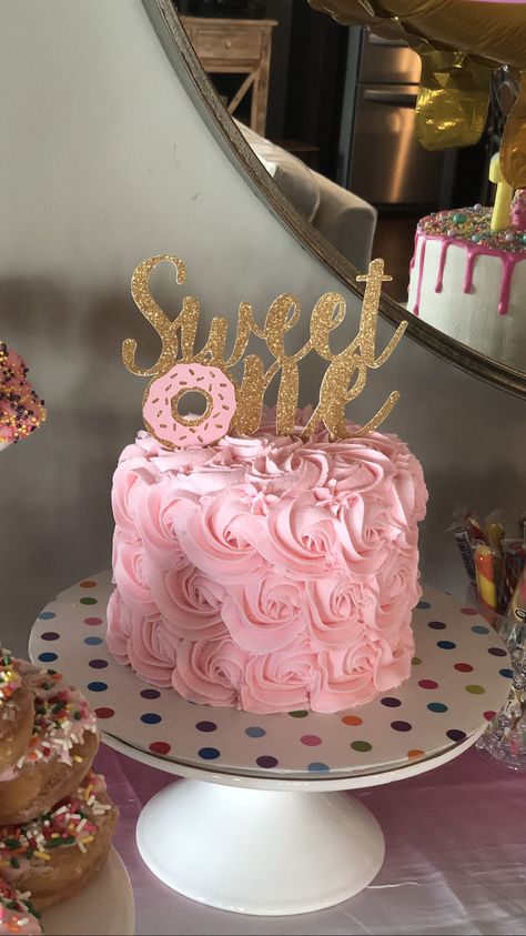 Sweet One Birthday Smash Cake, Doughnut Smash Cake, Smash Cake Sweet One, Sweet One Cupcake First Birthday, Sweet One First Birthday Smash Cake, Sweet One Cake Ideas, Sweet One First Birthday Cake Smash, Donut Smash Cake Girl, Sweet One First Birthday Theme