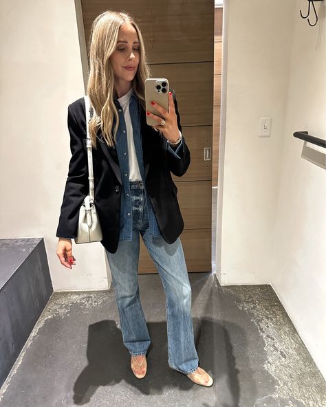 Shop Twill Boyfriend Blazer and other curated products on LTK, the easiest way to shop everything from your favourite creators. Tailored Denim Blazer, Winter Denim Blue Denim Blazer, Winter Denim Blazer With Long Sleeves, Winter Blue Denim Blazer, Trendy Button-up Denim Blazer, Boyfriend Blazer, Fashion Jackson, Up Shoes, Blazer With Jeans