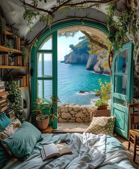 Capri Italia, Italy House, Dream Life House, Mediterranean Homes, Dream House Interior, Pretty House, Dream House Decor, House Inspo, Dream Home Design