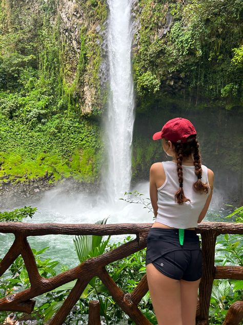 Hiking Waterfall Outfits, Outfit Ideas For Waterfalls, Outfit For Waterfall Trip, Costa Rica Horseback Riding, Costa Rica Trip Outfits, Travel Aesthetic Costa Rica, Waterfalls Outfit Ideas, Waterfall Aesthetic Girl, Costa Rica Pics