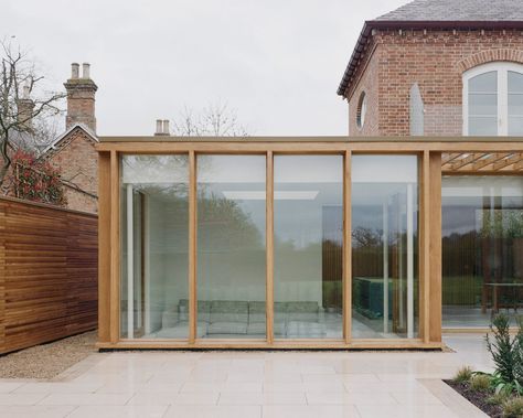 Architecture Extension, Brick Bedroom, Rural England, Georgian Style Homes, Glass Extension, Window Benches, Edwardian House, Glass Balustrade, Masonry Wall