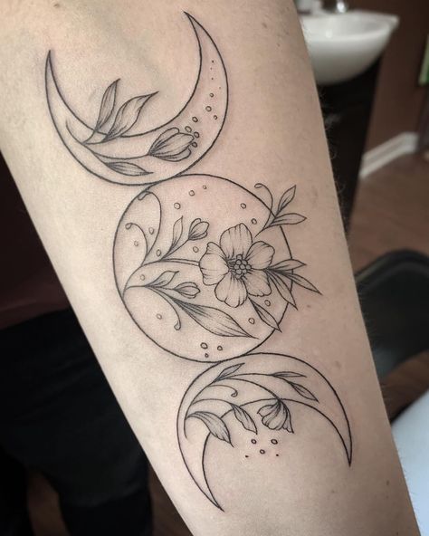 Triple moons @mugginlefay 🌙 Thank you :):) @sacredarttattooct . . . . . . . #triplemoontattoo #triplemoon #moontattoo #flowertattoo… Triple Moon Tattoo, Wicca Tattoo, Wiccan Tattoo, Pagan Tattoo, Wiccan Tattoos, Witch Tattoo, Moon Tattoo Designs, Spiritual Tattoos, Tattoo Designs And Meanings