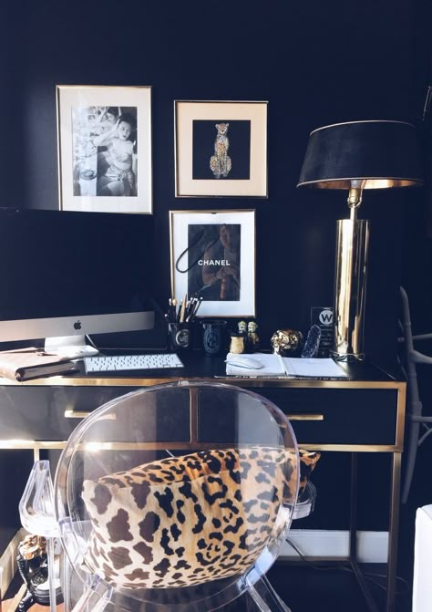 Office Inspo, Style Deco, A Desk, Office Interior Design, Home Office Design, Design Case, My New Room, Luxury Home Decor, Home Fashion