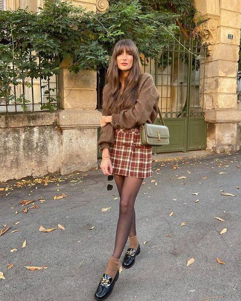 Stile Kendall Jenner, Preppy Mode, Stile Preppy, French Women Style, Loafers Outfit, Mode Ootd, French Women, Looks Chic, Mode Inspo