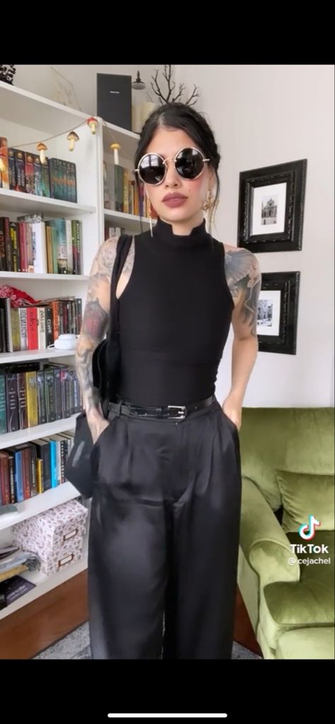 Summer Office Outfits Edgy, Chelsey Ceja, Baddies Outfits, Dragon Lady, Teacher Fits, Outfits Primavera, Summer Office Outfits, Alt Goth, Outfits Edgy