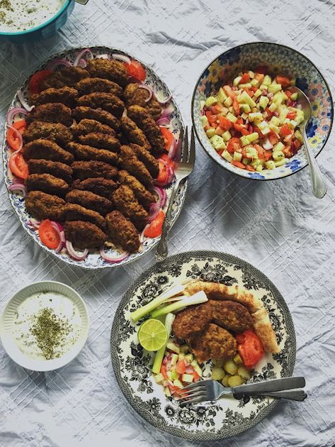 Iranian Dinner, Kotlet Recipe, Celery Stew, Food Persian, Persian Food Iranian Cuisine, Meat Patties, Persian Kitchen, Saffron Recipes, Iran Food