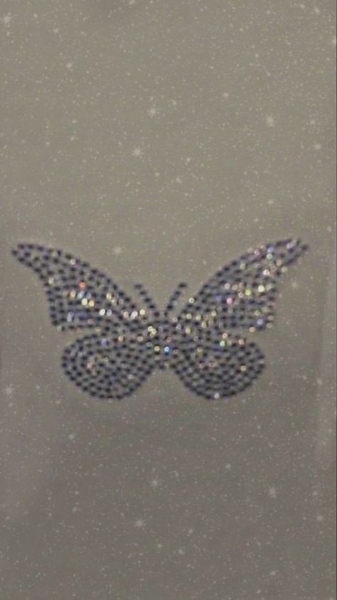 Y2k Butterfly Wallpaper, Aesthetic Pictures Y2k, Rhinestones Aesthetic, Rhinestone Wallpaper, Rhinestone Background Aesthetic, Rhinestone Aesthetic, Lockscreen Y2k, Rhinestone Shirt Designs Aesthetic, Bedazzled Butterfly