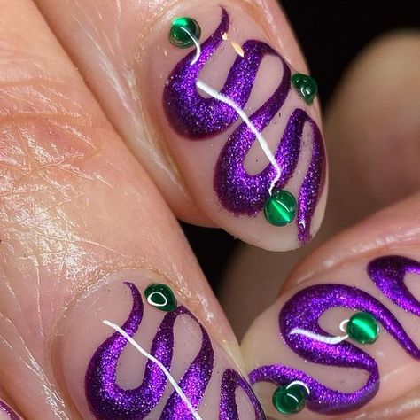 Yan Tee on Instagram: "It's giving Ursula idk x #chromenails #handpaintednailart #manchester #manchesternails #naturalnails #biab #nailinspo #springnails" Ursula Nail Art, Ursula Nails, Disney Inspired Nails, Awesome Nails, Inspired Nails, Painted Nail Art, Disney Nails, Trunk Or Treat, Nails Inspo